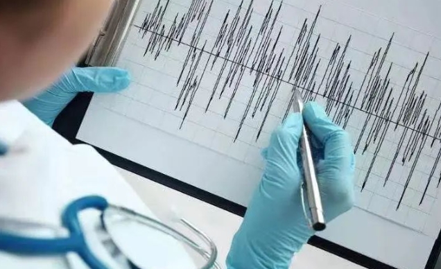 武汉治疗癫痫病医院排名更新-癫痫频繁发作容易被忽视的身心影响！