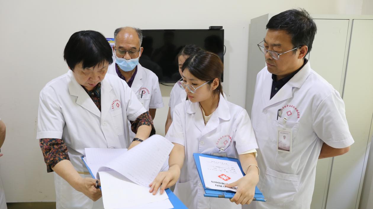 会诊进行时！4.10-12 天坛邓欣主任到武汉中际，多学科护脑健康