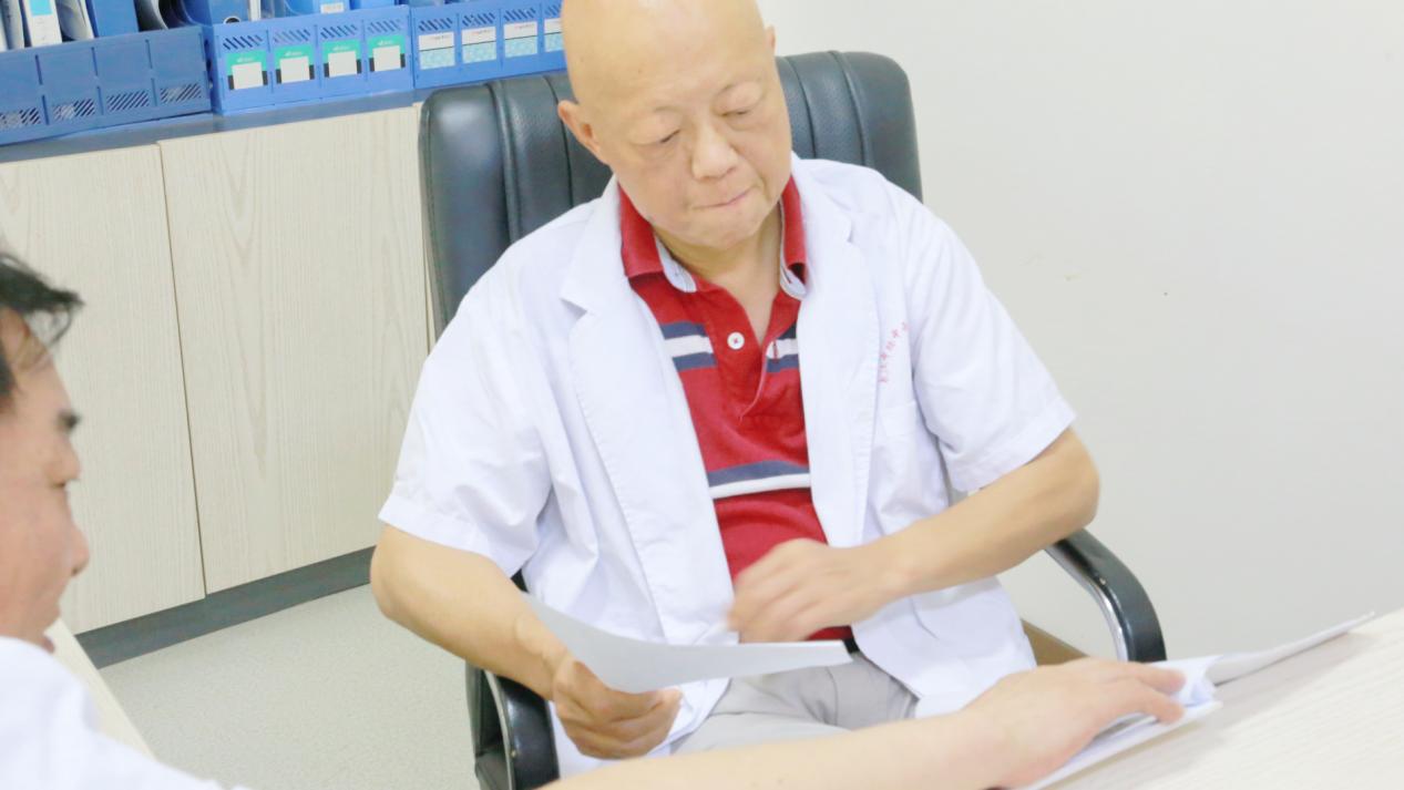 专家面对面，健康有保障｜邓学军教授莅临武汉中际医院，共商癫痫个体化诊疗方案